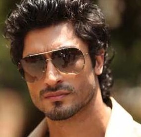 Vidyut Jammwal Picture